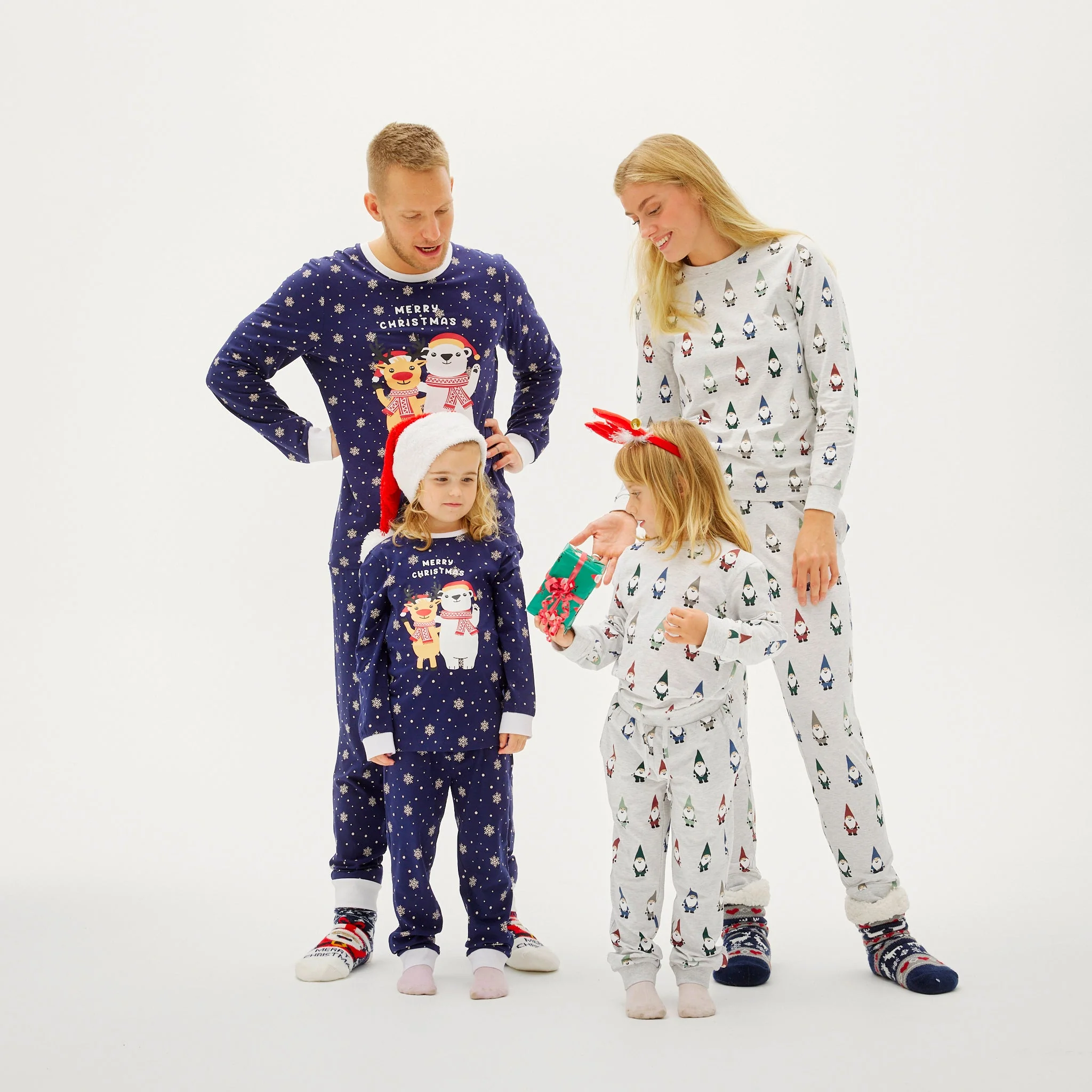 The Garden Gnome Pyjamas - Kinder. - Image 4